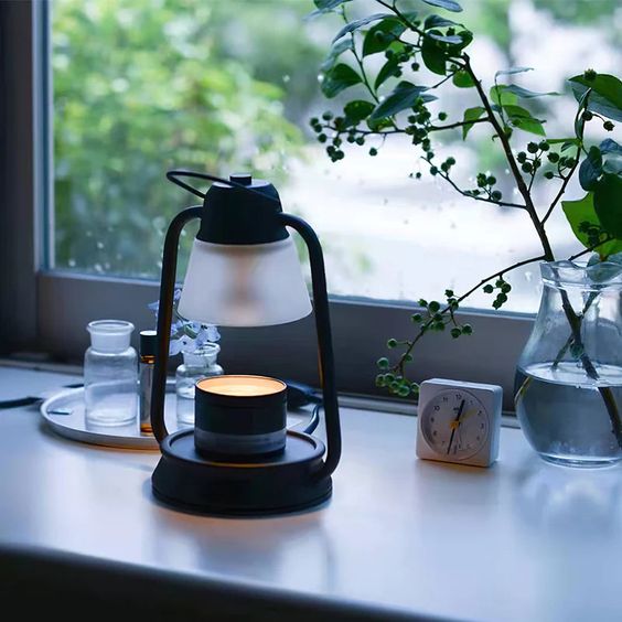 Choosing the Right Candle Warmer for Different Candle Types: A Comprehensive Comparison